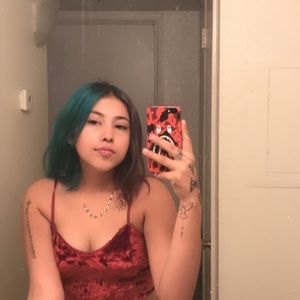 Meet your Posher, Valeria